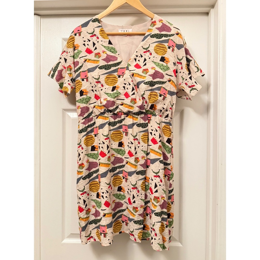 THML Abstract Geometric Dress Womens Large Cream Multi Surplice V-Neck FTM1508